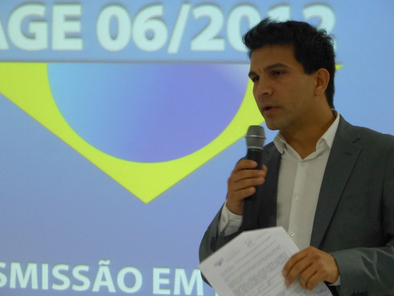 AGE aprova indicativo de greve