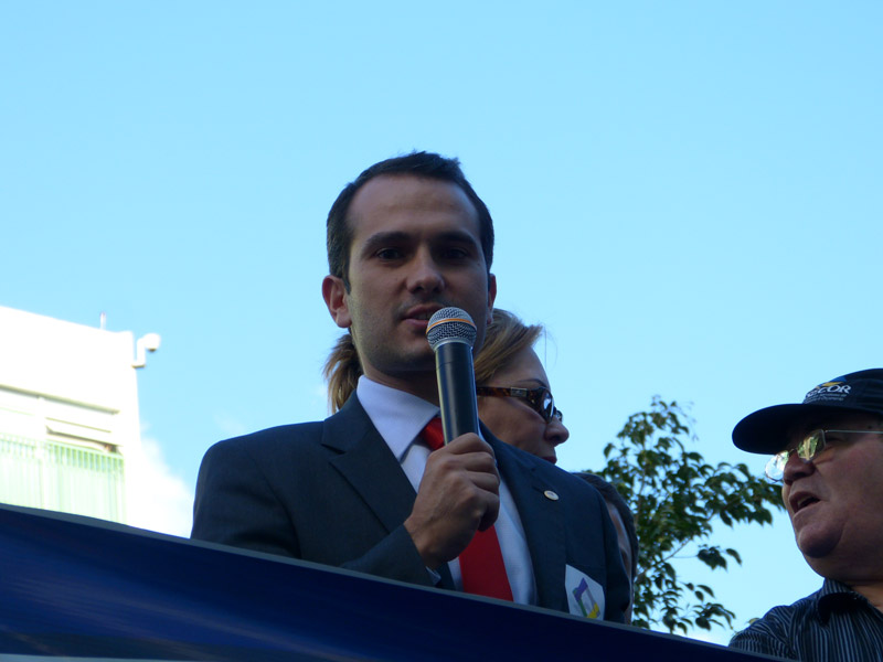 Em ato no MPOG, advogados públicos cobram respeito à CF