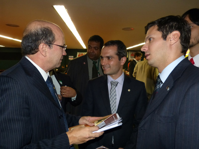 Lei Orgânica: SINPROFAZ divulga comparação entre projetos