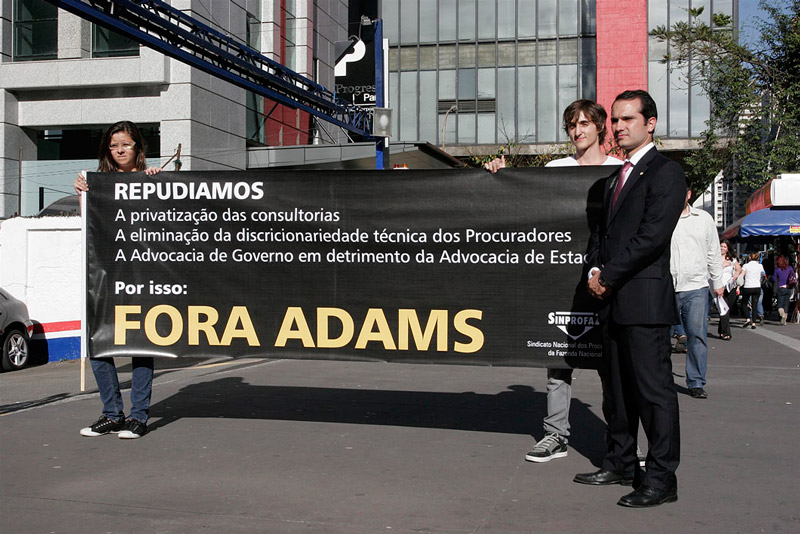 Campanha “Fora Adams” repercute em São Paulo