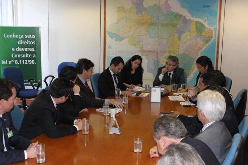 Nenhum avanço em reunião com MPOG