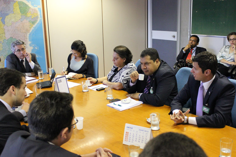 Nenhum avanço em reunião com MPOG