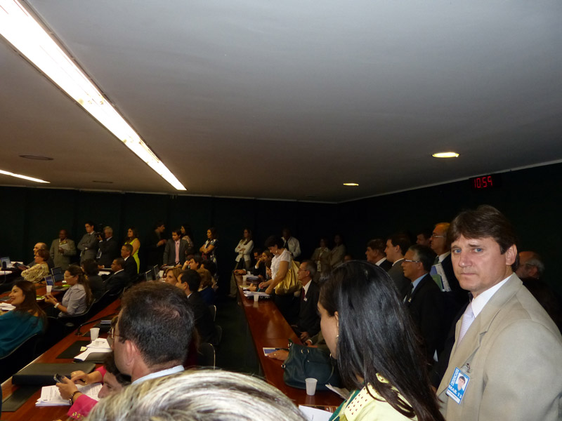 PLP 205/12: SINPROFAZ protesta contra cancelamento de audiência pública