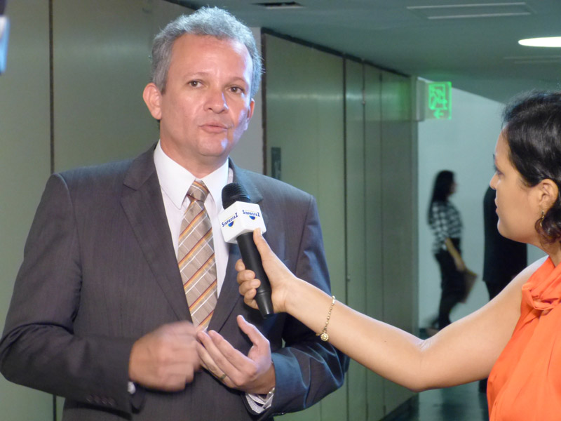 PLP 205/12: SINPROFAZ protesta contra cancelamento de audiência pública