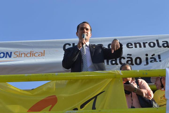 Advocacia e Defensoria Públicas Federais integram grande ato público em Brasília