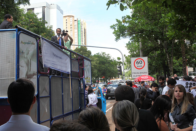 SINPROFAZ reforça movimento Fora Adams em mobilização na AGU