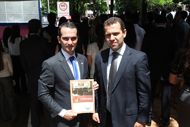 SINPROFAZ reforça movimento Fora Adams em mobilização na AGU