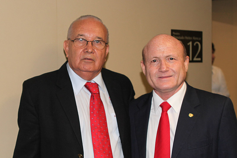 PLP 205/12: SINPROFAZ faz plantão na Câmara