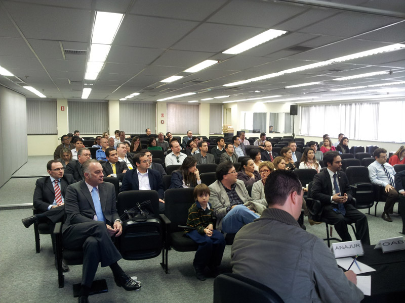 Entidades da Advocacia Pública Federal se reúnem em São Paulo