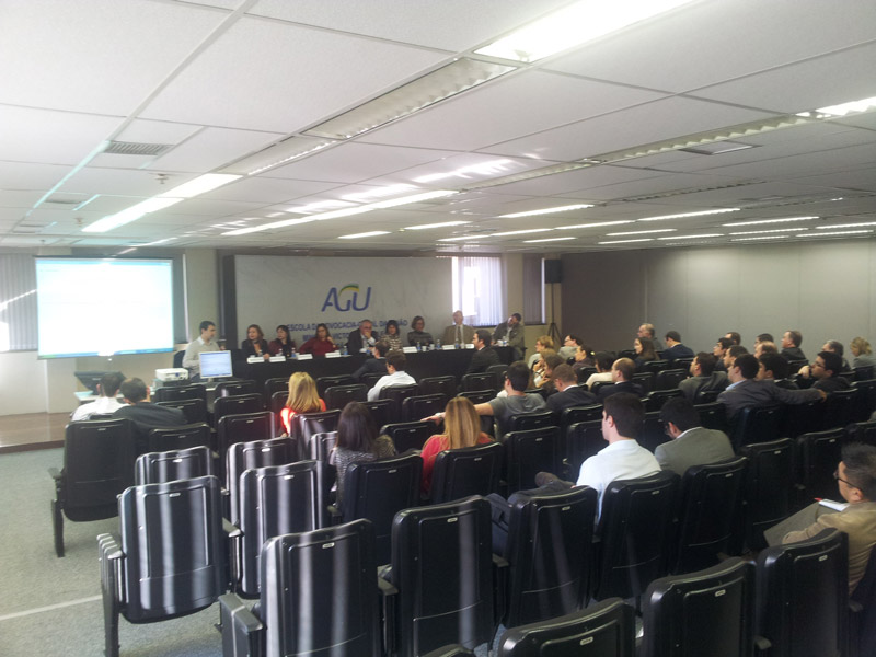 Entidades da Advocacia Pública Federal se reúnem em São Paulo