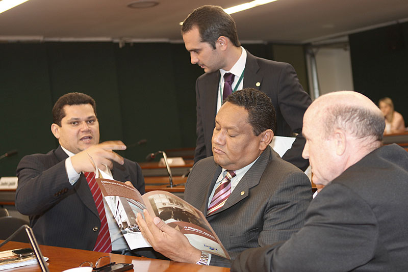 SINPROFAZ atua na Câmara pela garantia de prerrogativas à carreira