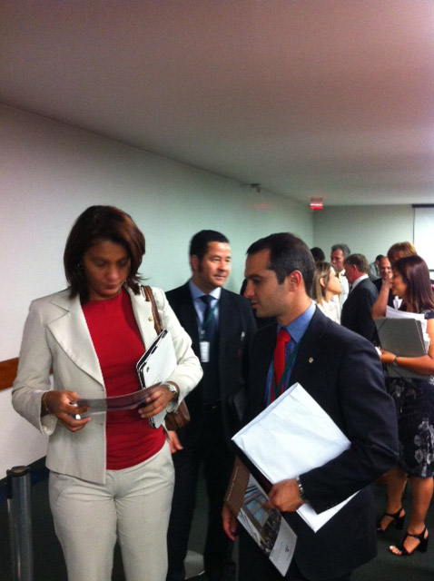 Trabalho parlamentar sobre Lei Orgânica da AGU