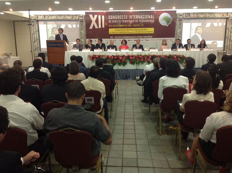 PFNs participam do Congresso Internacional de Direito Tributário